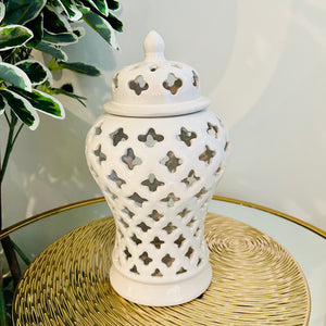 Ginger Jar with Lid in White Ceramic for Living Room or Kitchen Decoration