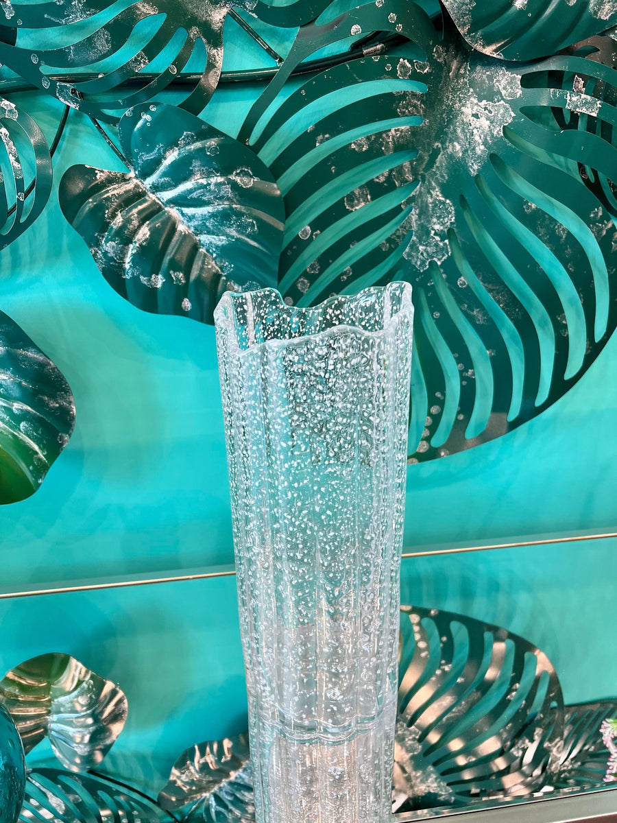 Glass Vase Super High Quality in White Sculptured Papiyona