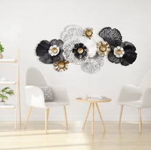 Wall Décor Metal of Flowers off-White, Black, Golden Metal LARGE