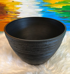 Plant Pot in Black for Plants and Trees